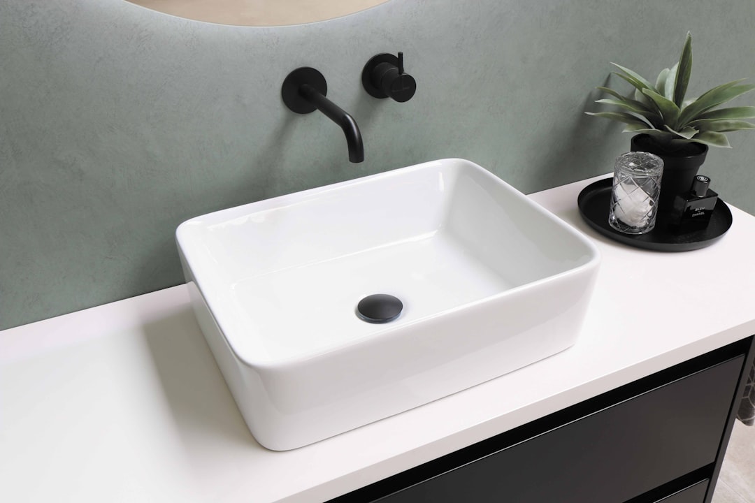 Photo 1 Sink drain 2 Parts